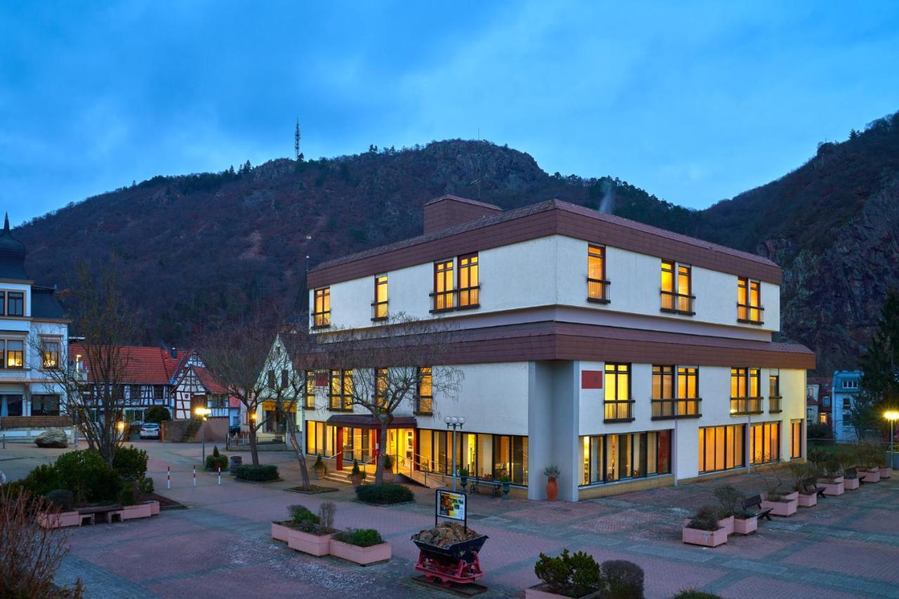 Hotel Garni Am Goetheplatz Bad Münster am Stein-Ebernburg Extérieur photo