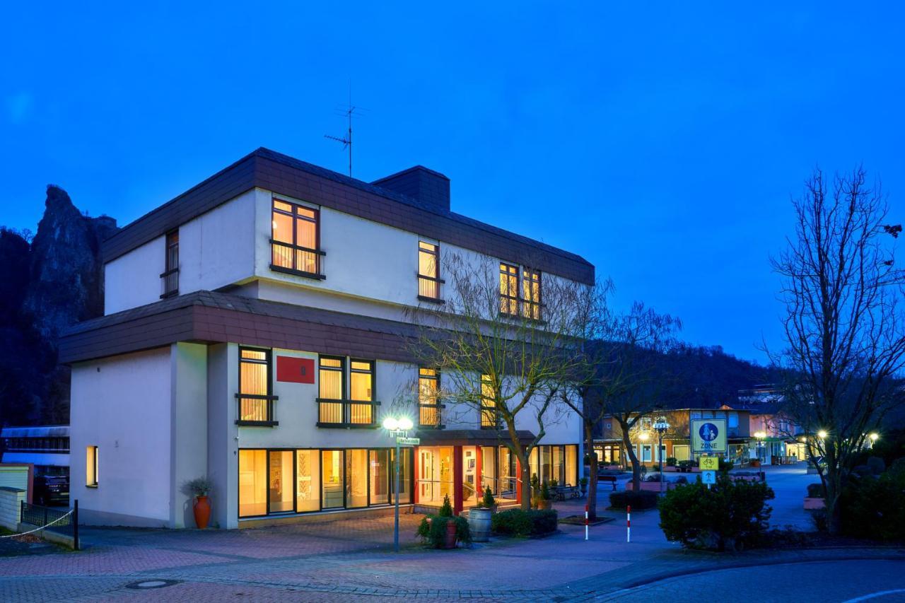 Hotel Garni Am Goetheplatz Bad Münster am Stein-Ebernburg Extérieur photo