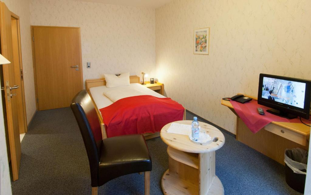 Hotel Garni Am Goetheplatz Bad Münster am Stein-Ebernburg Chambre photo